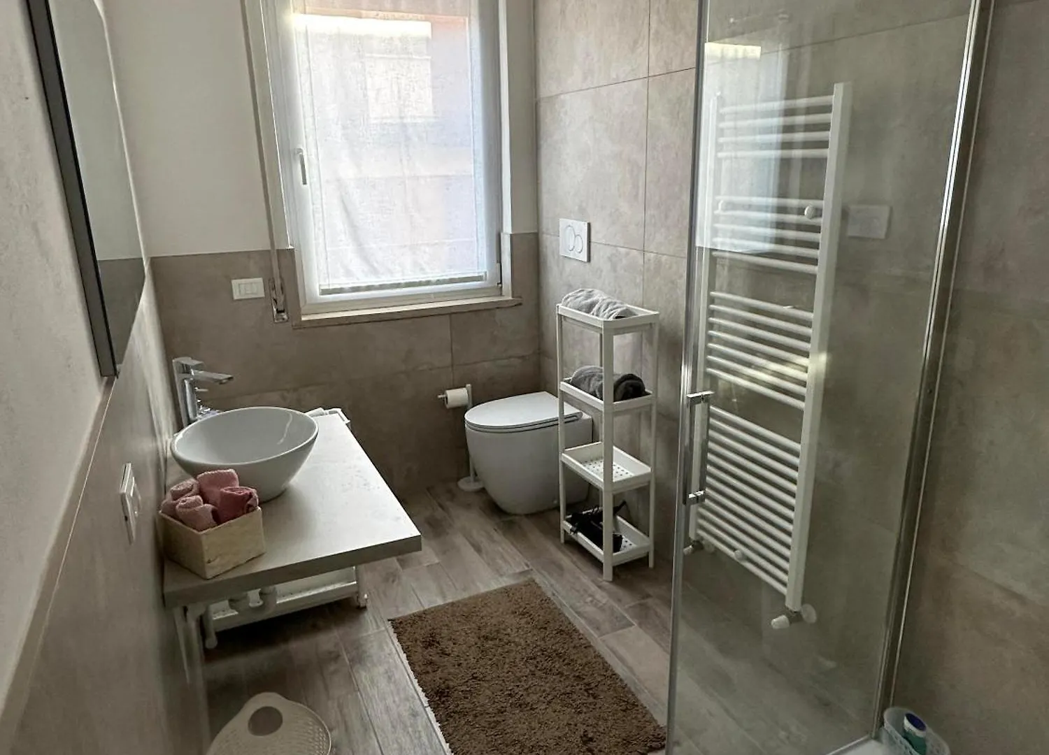 Alias Home Verona 0*,  Italy
